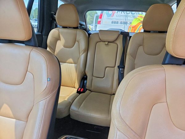 2016 VOLVO XC90 SV42 Momentum