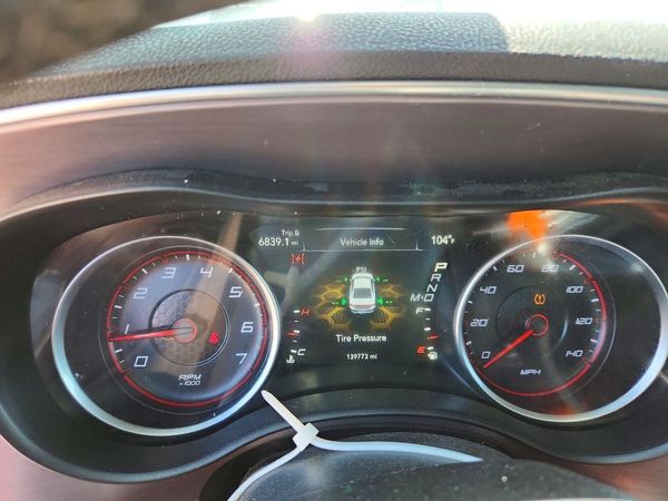 2017 DODGE CHARGER SE