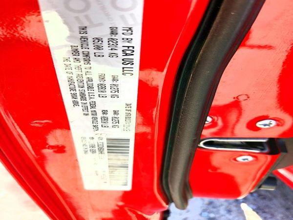 2017 DODGE CHARGER SE