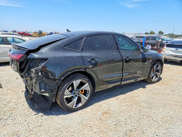 2022 AUDI E-TRON