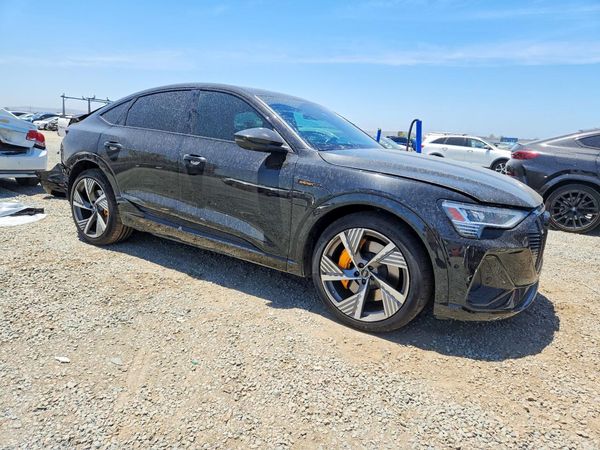 2022 AUDI E-TRON