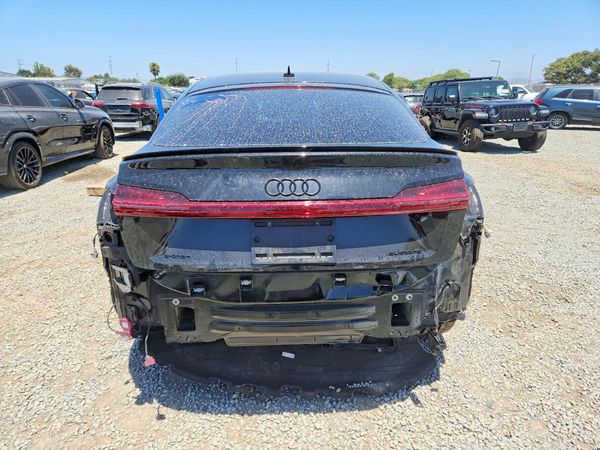 2022 AUDI E-TRON