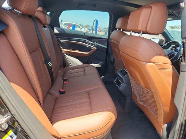 2022 AUDI E-TRON
