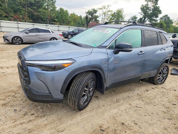 2026 TOYOTA COROLLA CROSS