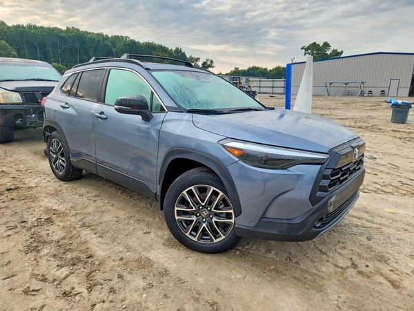 2026 TOYOTA COROLLA CROSS