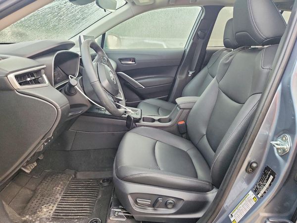 2026 TOYOTA COROLLA CROSS
