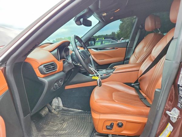 2017 MASERATI LEVANTE