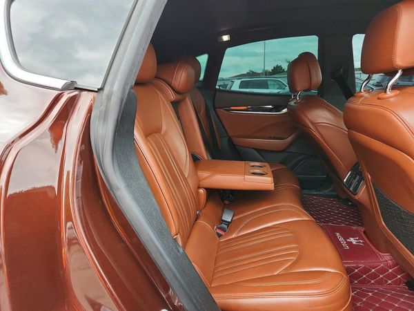 2017 MASERATI LEVANTE