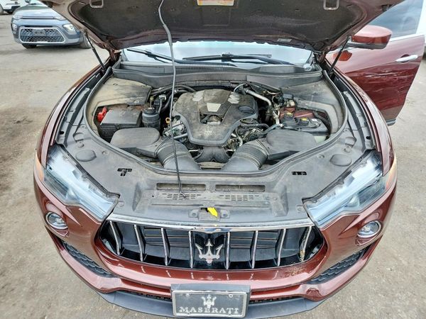 2017 MASERATI LEVANTE
