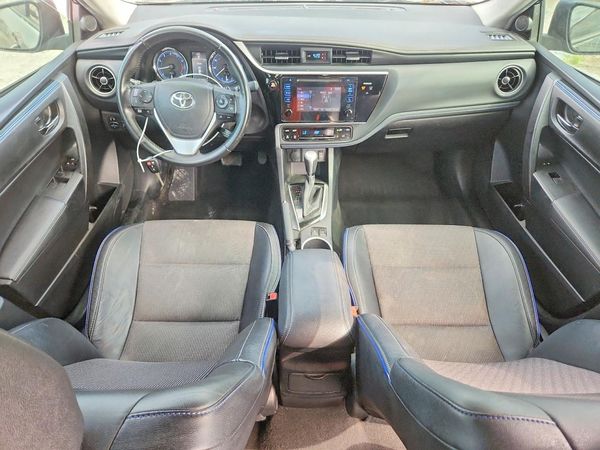 2017 TOYOTA COROLLA