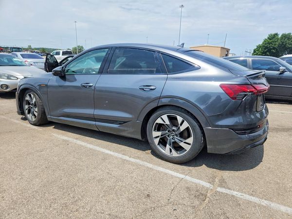 2022 AUDI E-TRON