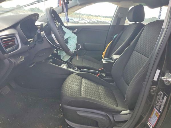 2018 KIA RIO
