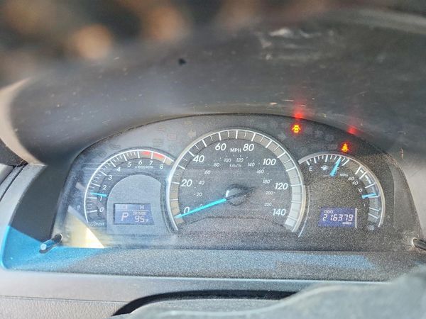 2014 TOYOTA CAMRY