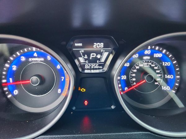 2015 HYUNDAI ELANTRA