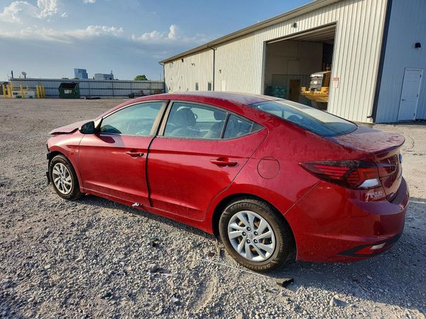 2019 HYUNDAI ELANTRA SE