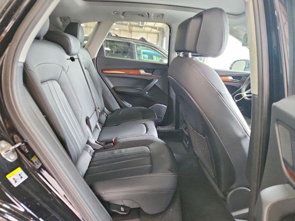 2021 AUDI Q5