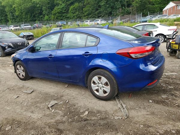 2017 KIA FORTE LX Base