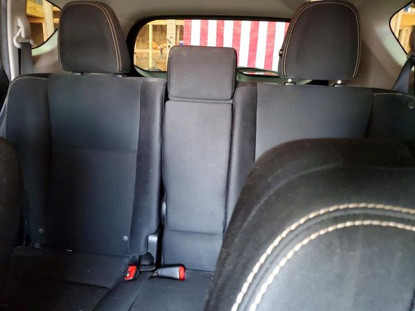 2015 TOYOTA RAV4 XLE (M Grade)