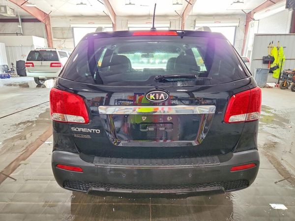 2013 KIA SORENTO Base / LX
