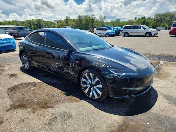 2026 TESLA MODEL 3