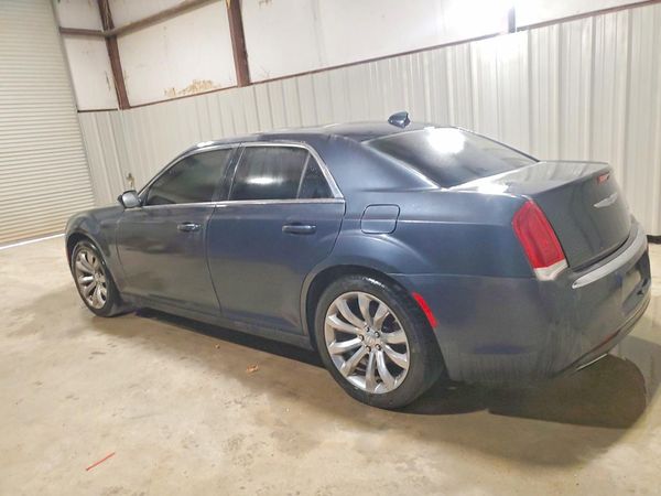 2018 CHRYSLER 300