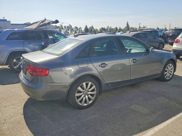 2012 AUDI A4 quattro Premium
