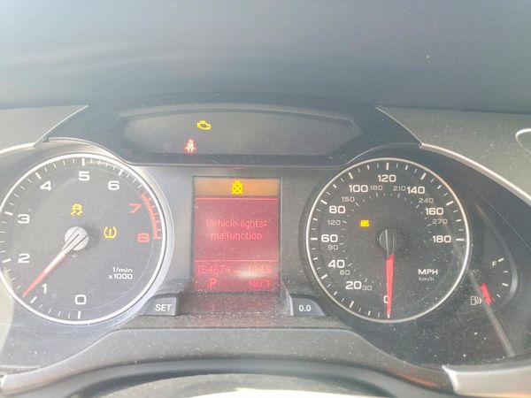 2012 AUDI A4 quattro Premium