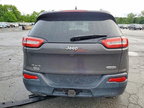 2016 JEEP CHEROKEE LATITUDE 4X4