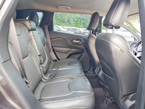 2016 JEEP CHEROKEE LATITUDE 4X4