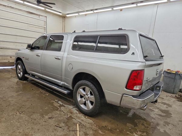 2017 RAM 1500 SLT