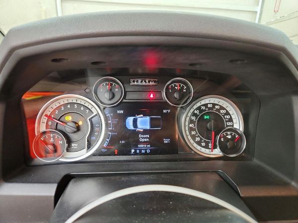 2017 RAM 1500 SLT
