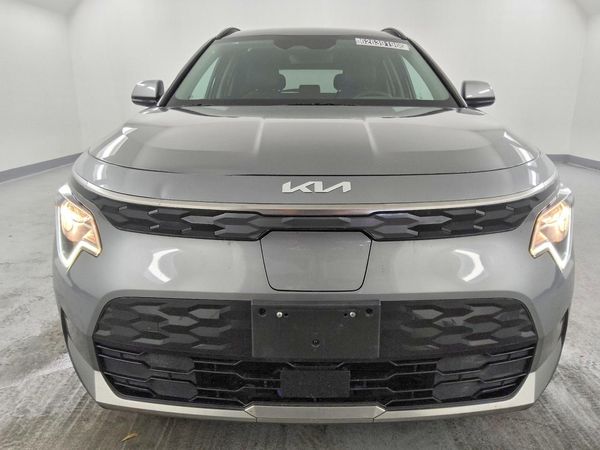 2024 KIA NIRO Wind
