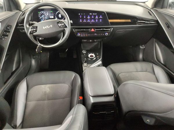 2024 KIA NIRO Wind