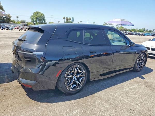 2025 BMW IX