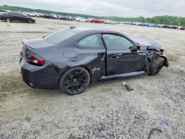 2025 BMW M2
