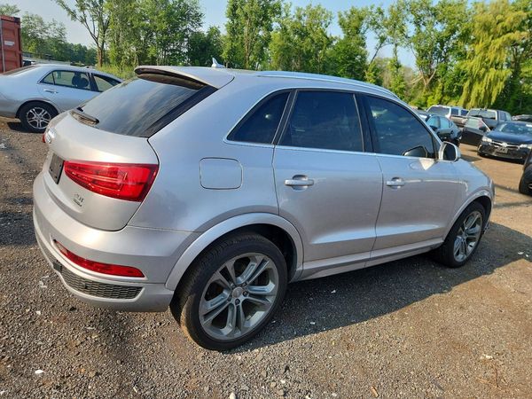 2016 AUDI Q3 quattro Prestige