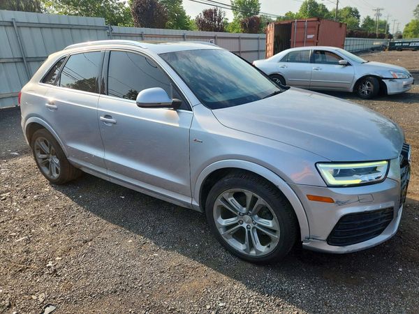 2016 AUDI Q3 quattro Prestige
