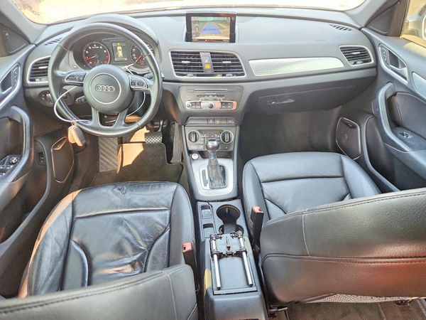 2016 AUDI Q3 quattro Prestige