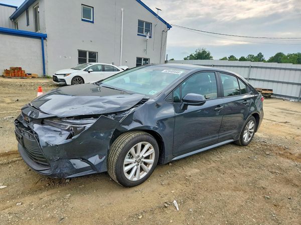 2026 TOYOTA COROLLA