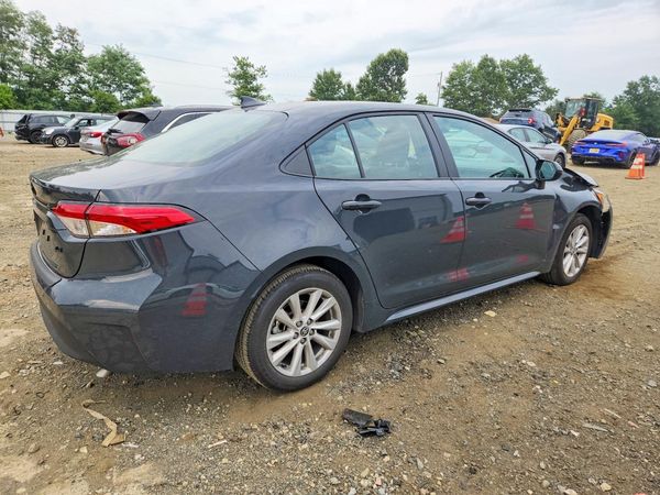 2026 TOYOTA COROLLA