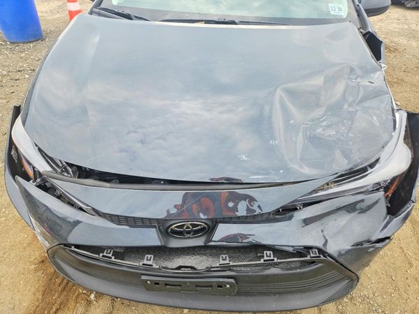 2026 TOYOTA COROLLA