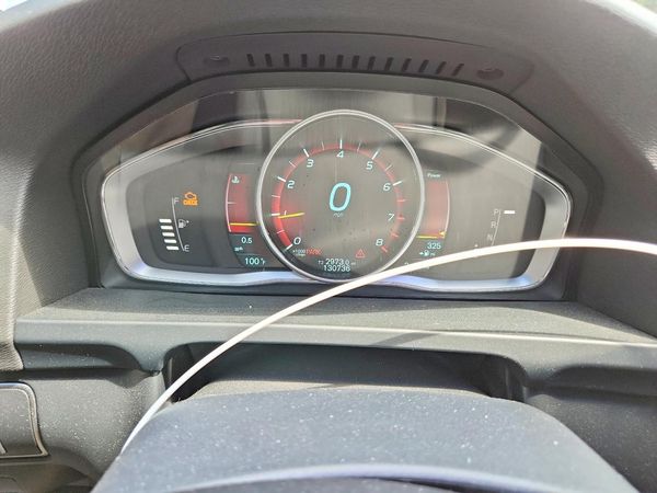 2015 VOLVO S60 Premier+ (non R design)