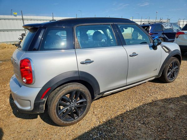 2015 MINI COOPER