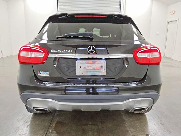 2020 MERCEDES-BENZ GLA GLA250