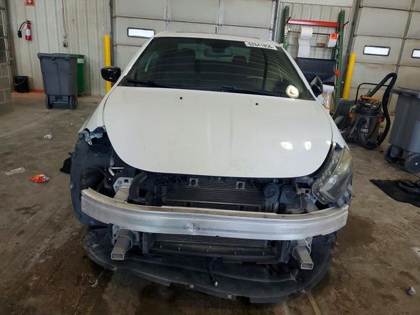 2016 DODGE DART