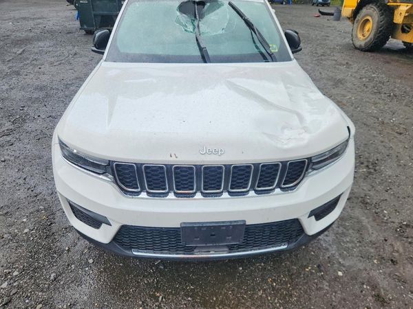 2025 JEEP GRAND CHEROKEE