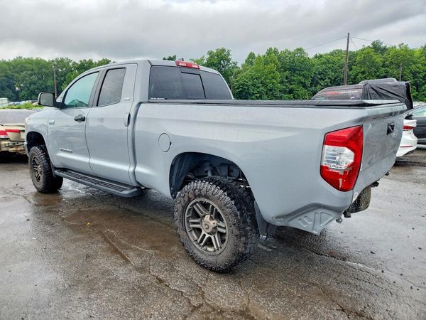 2021 TOYOTA TUNDRA SR5 grade