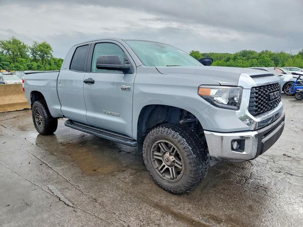 2021 TOYOTA TUNDRA SR5 grade