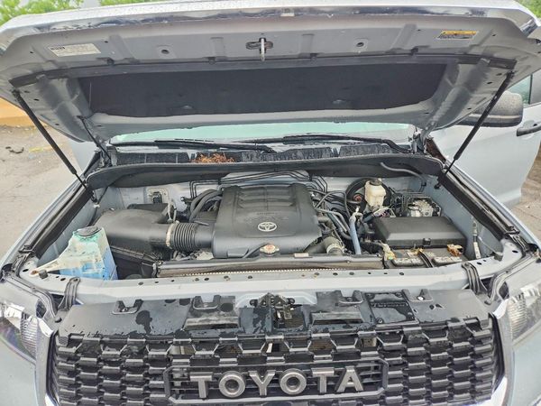 2021 TOYOTA TUNDRA SR5 grade