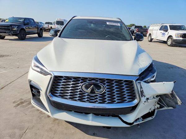 2023 INFINITI QX55 Essential